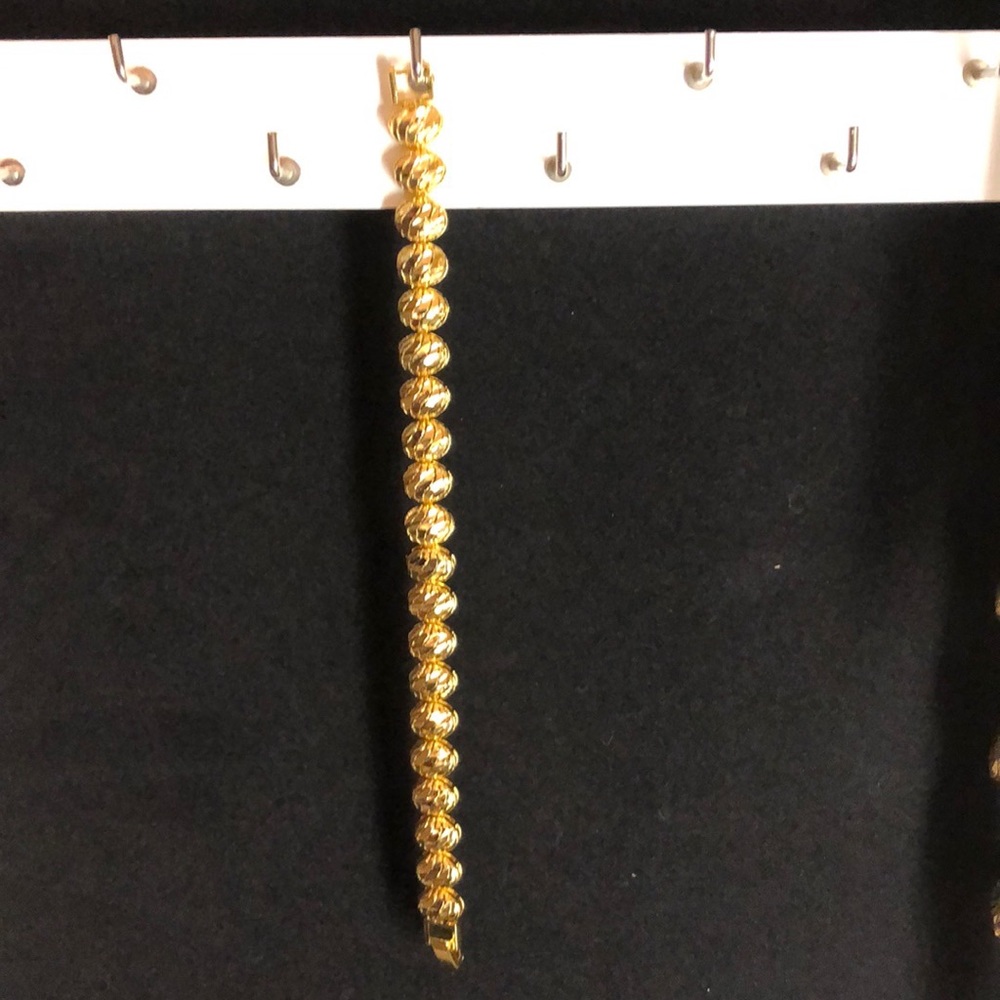 Fashion jewelry